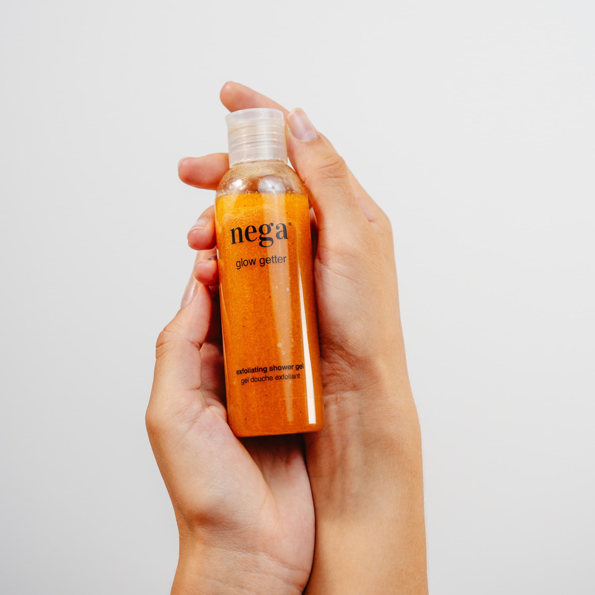 Naturalny żel peelingujący, który odświeża i odżywia